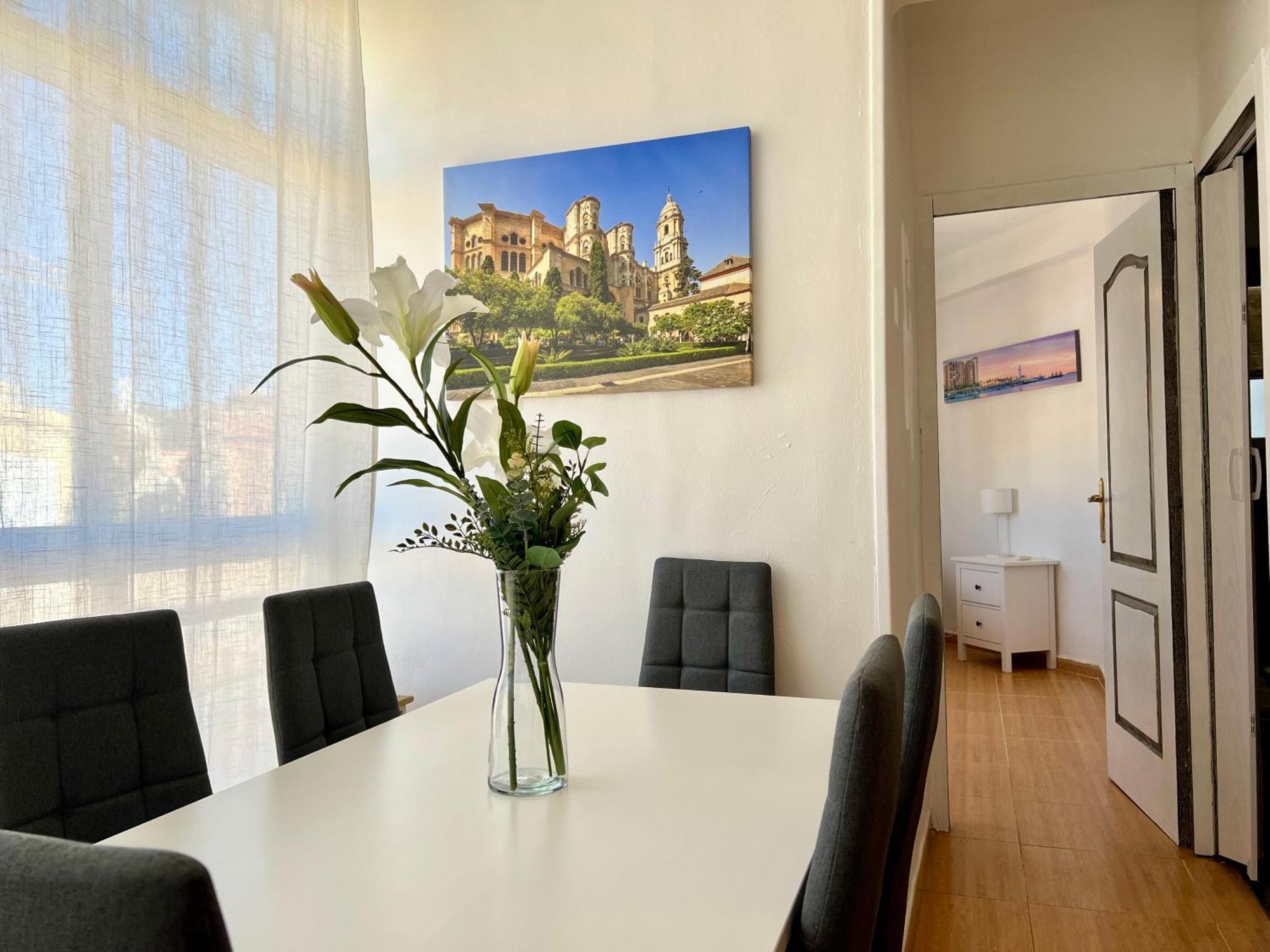 Amazing 3bedroom In Capuchinos By Easytrip Apartamento